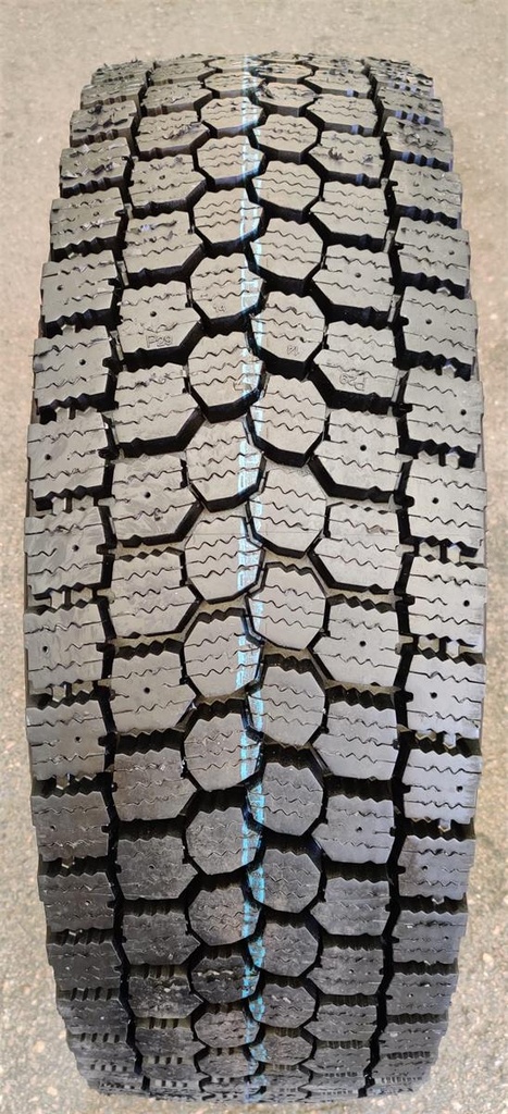 315/80R22.5 KA PINNOITETTU NE2+ SIS. 1 BRIDGESTONE RUNKO XL DRIVE