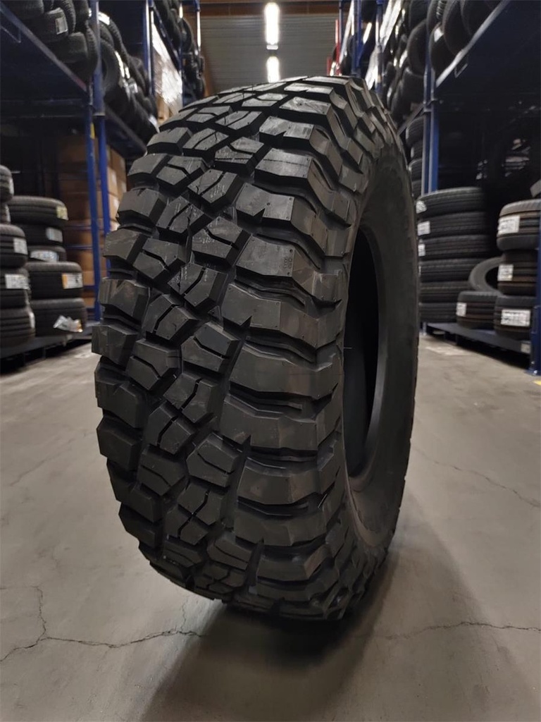 255/70R16 120Q BFGOODRICH MUD TERRAIN T/A KM3